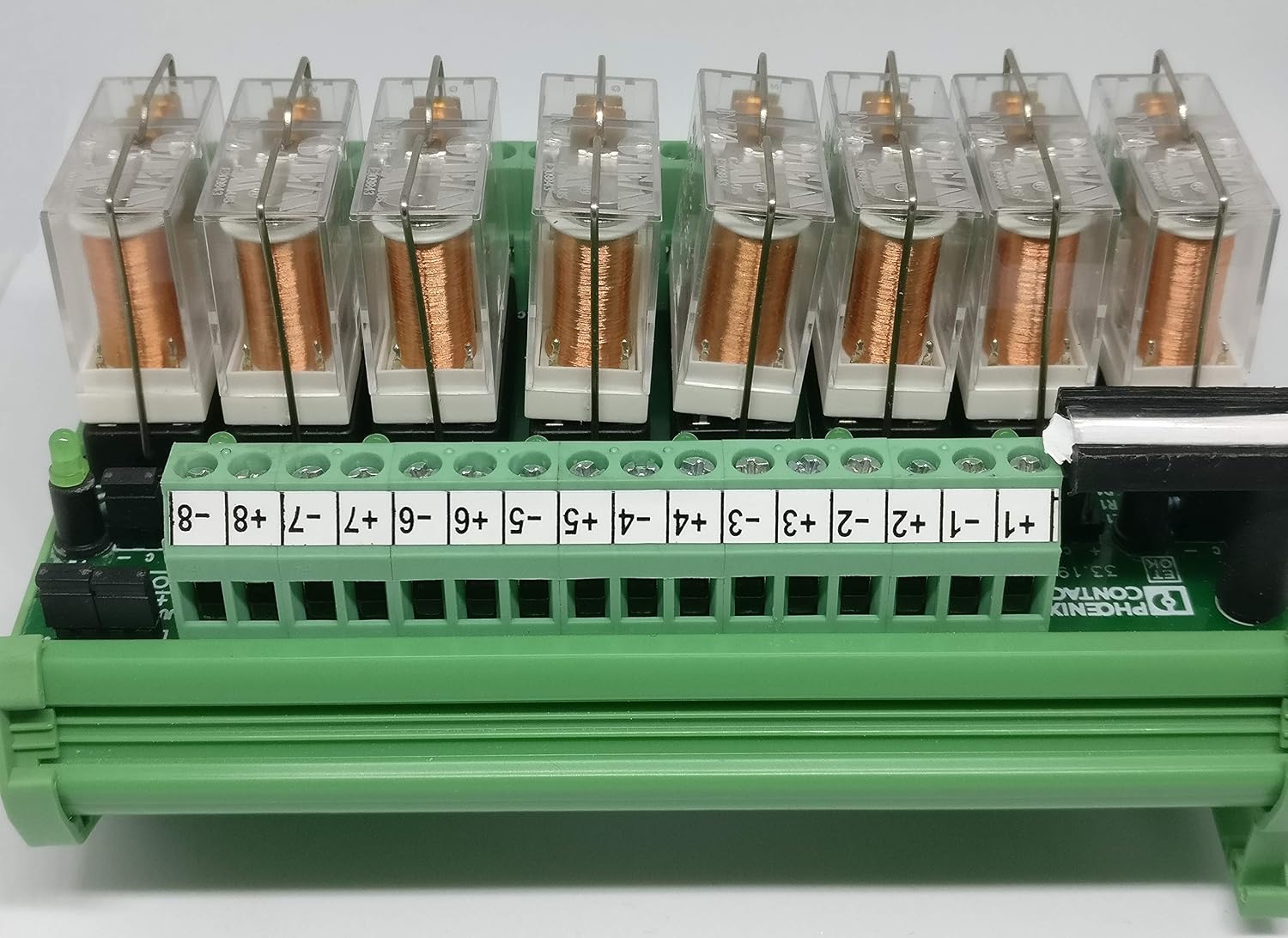 Phoenix Contact Make 8 Channel 24V 1 Changeover Relay Board with Pluggable (OEN Make)